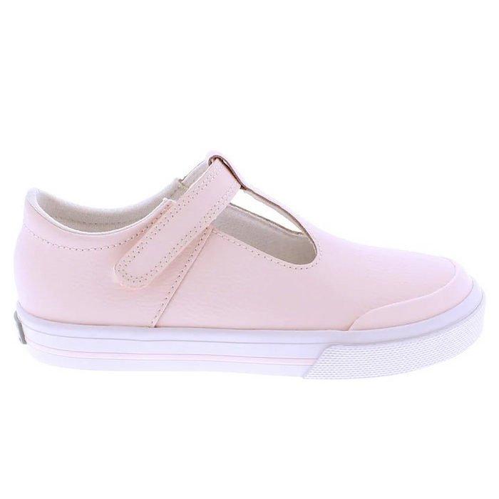 Leather t-bar Mary Jane featuring hook-and-loop closure. Sizes ranging from 3.0 infant - 1.0 youth.
Custom Fit System – Removable,&nbsp;dual&nbsp;insoles in Medium and Wide provided for customized fitting.
Roomy Toe Box – Allows tiny toes room to breathe and splay naturally during walking, enhancing balance and reducing rubbing, friction, and moisture.
Arch Support – Shoe last and insole designed to provide proper arch support for developing feet.
Firm Heel Counter – Provides stable lateral support for new