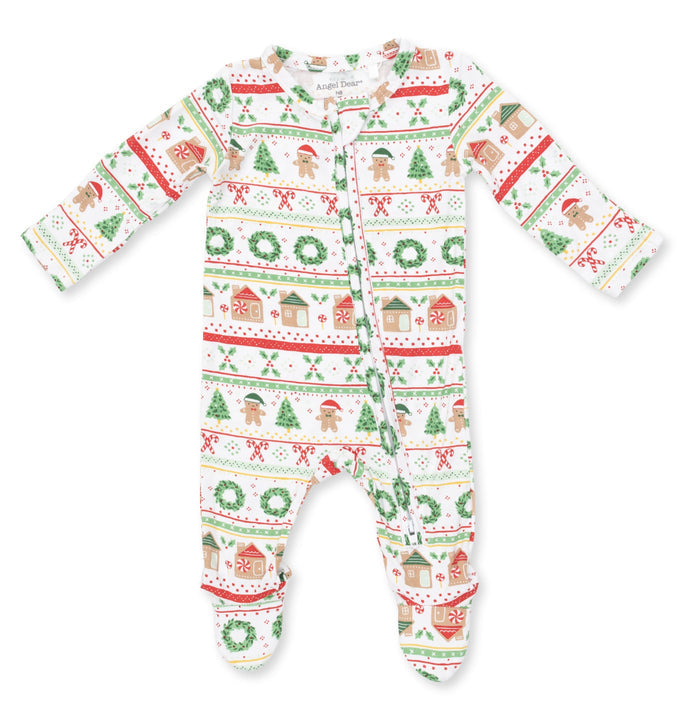Angel Dear’s Gingerbread Fair Isle Green footie brings joyful holiday spirit in soft, cozy fabric. The two-way zipper ensures easy changes, while the convertible design grows with your baby, offering comfort and festive charm throughout the season. Perfect for memorable Christmas moments!