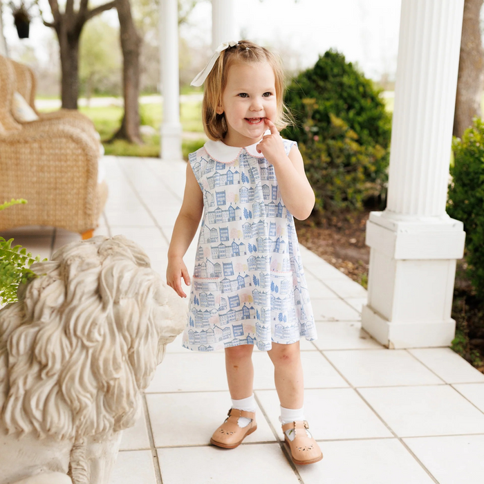 The Dutch Row Sleeveless Pocket Twirl Dress combines elegance and playful charm, making it ideal for everyday adventures, imaginative play, and joyful occasions. &nbsp;
Classic and charming style.
Perfect for playtime, parties, and special moments
