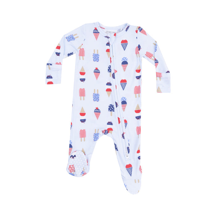 Introduce your little one to comfort with the Infant Boys American Ice Cream 2 Way Footie! Made from Angel Dear's signature bamboo material, this footie features a charming red, white, and blue design of ice cream and popsicles. Plus, the 2-way zipper makes diaper changes a breeze. Give your baby the best in style and convenience with this adorable footie.