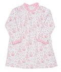 The Oaks Pink Fireside Noel Loungewear Dress wraps your toddler in festive charm with its delightful pink toile Christmas print. Soft, cozy, and full of holiday spirit, it transforms everyday comfort into joyful celebration. Perfect for making magical winter memories in style!