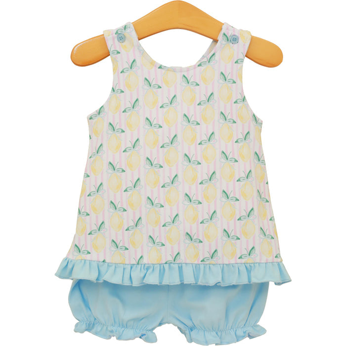 Brighten your little one’s wardrobe with the Squeeze the Day Bloomer Set! This charming outfit features a delightful lemon print top that brings a touch of sunshine, paired with soft light blue knit shorts for all-day comfort. Perfect for playdates and sunny adventures, it’s a must-have for joyful days ahead!