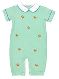 Zuccini Kids’ Turkey Oliver Bubble combines charming green stripes with playful turkey appliqués, creating a delightful outfit that embraces your infant boy in soft, breathable comfort. The classic Peter Pan collar adds timeless style, making every Thanksgiving moment picture-perfect and full of warmth!
